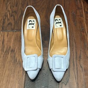 Andrea Carrano Milk Suede Kitten Heels in Light Blue SZ 39/40? VGUC